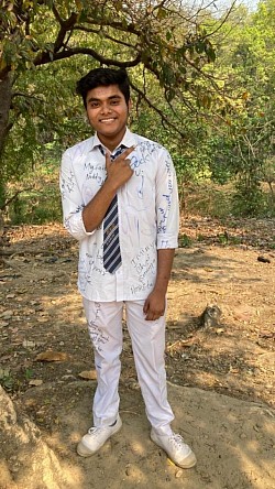 The All Rounder (•‿•) ADITYA